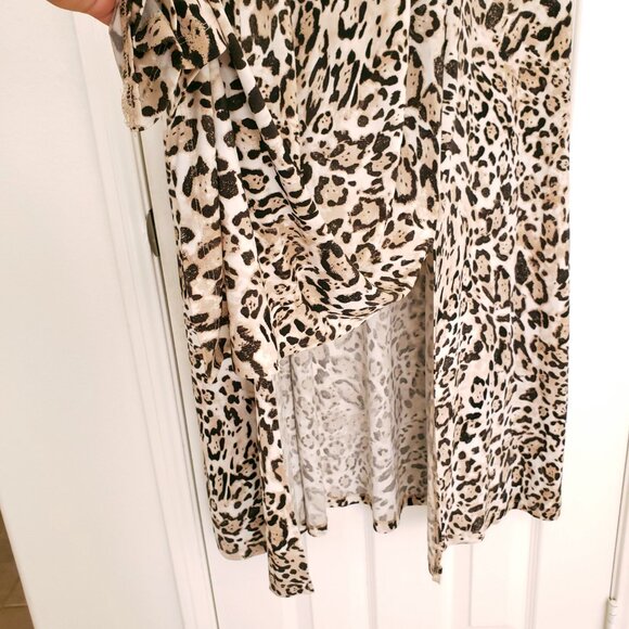 Chico's Beige Animal Leopard Print Short Sleeve Long Dress with Slits Size L (2) - Picture 8 of 10
